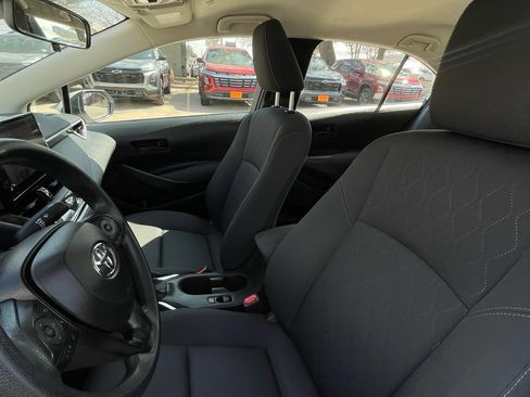Used 2024 Toyota Corolla LE image 21