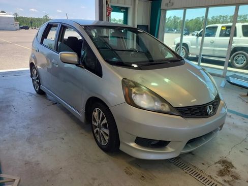 Used 2013 Honda Fit Sport image 3