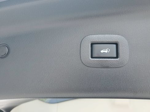 Used 2021 INFINITI QX80 Luxe w/ All-Season Package RWD image 15