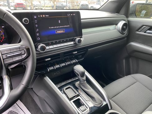 Used 2026 Chevrolet Colorado LT image 23