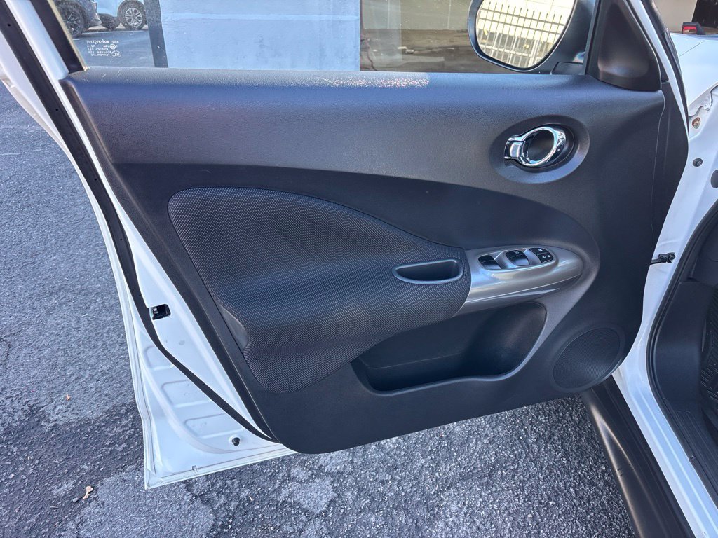 Used 2014 Nissan Juke S AWD/4WD image 10
