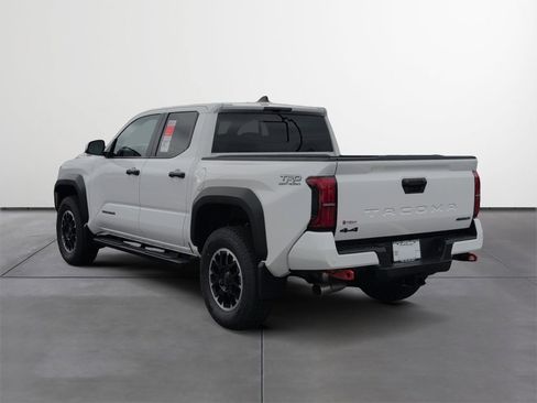 New 2026 Toyota Tacoma TRD Off-Road AWD/4WD image 4