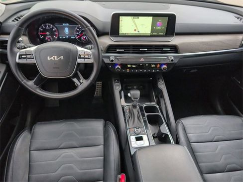Used 2022 Kia Telluride SX w/ SX Prestige Package image 24