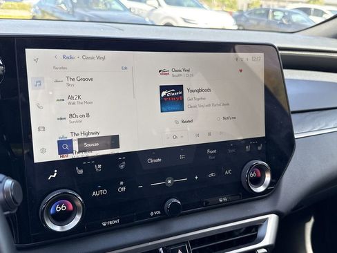 Used 2025 Lexus RX 350 Premium w/ Accessory Package (Z1) image 23