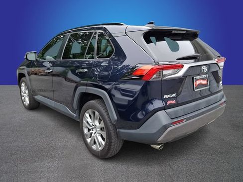 Used 2019 Toyota RAV4 Limited AWD/4WD image 7