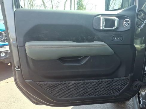 New 2026 Jeep Gladiator Mojave image 8