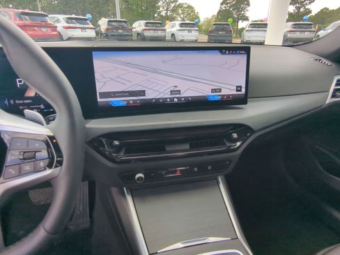 Used 2025 BMW 330i Sedan w/ Convenience Package image 19