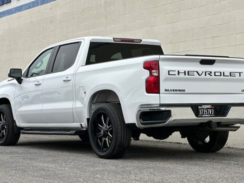 Used 2022 Chevrolet Silverado 1500 LT image 6