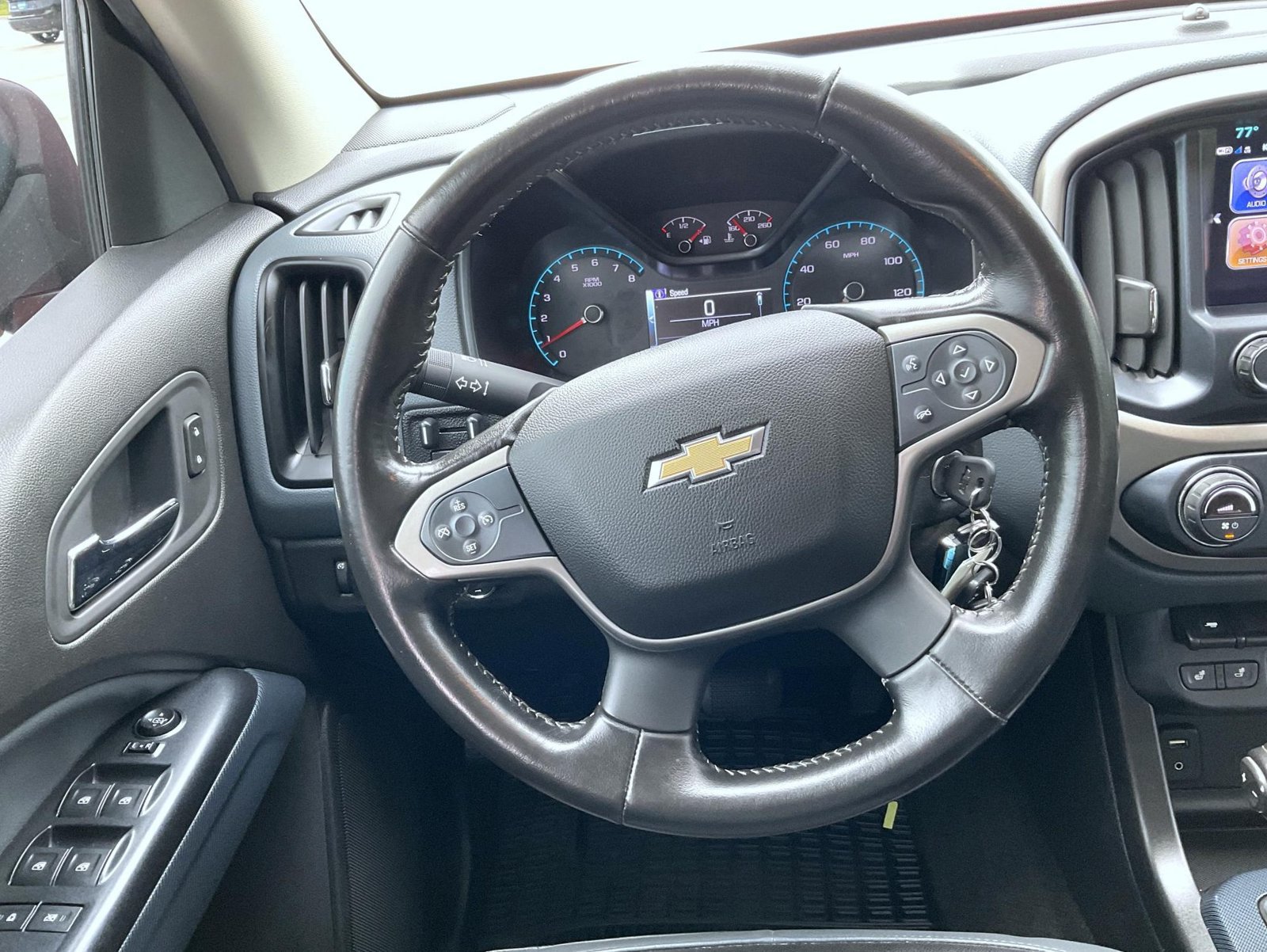 Used 2017 Chevrolet Colorado Z71 AWD/4WD image 13