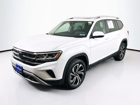 Used 2023 Volkswagen Atlas SEL AWD/4WD image 4