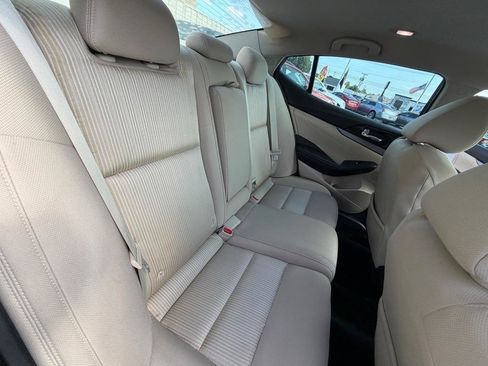 Used 2016 Nissan Maxima 3.5 S FWD image 15