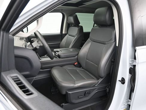 Used 2025 Ford Expedition Max Active image 14