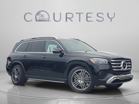 Certified 2026 Mercedes-Benz GLS 450 4MATIC image 5