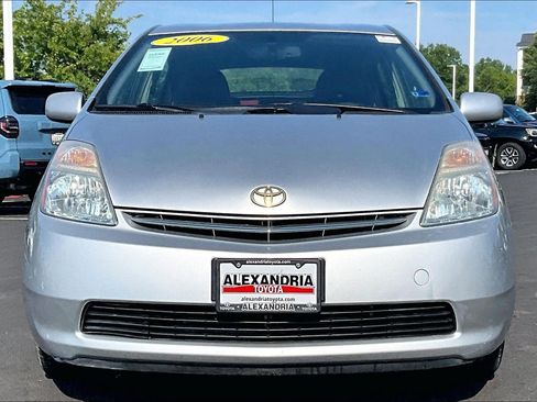 Used 2006 Toyota Prius w/ Pkg 4 FWD image 3