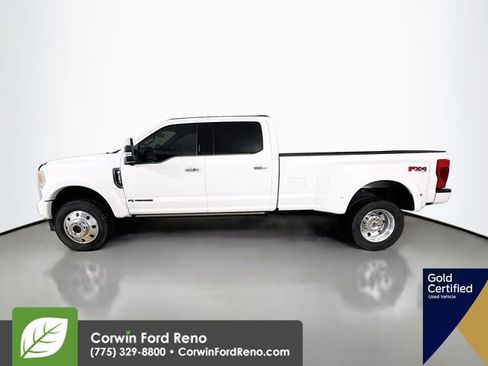 Used 2022 Ford F450 Platinum w/ FX4 Off-Road Package image 5
