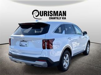 Used 2024 Kia Sorento LX video 2
