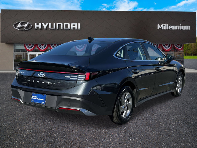 Certified 2026 Hyundai Sonata SE FWD image 5
