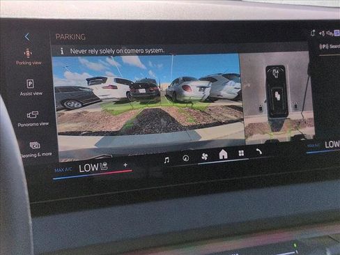 Used 2025 BMW X3 xDrive30i w/ Premium Package image 14