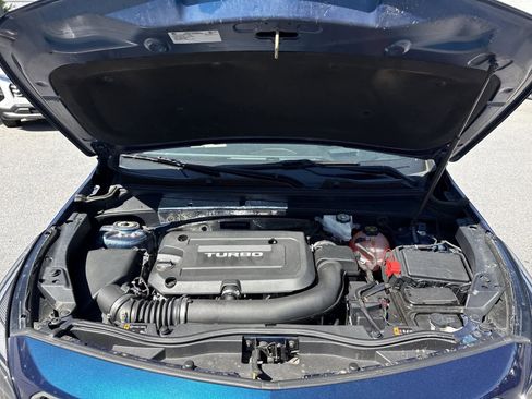 Used 2019 Cadillac XT4 Sport AWD/4WD image 31