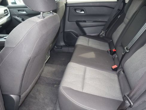 Certified 2025 Nissan Rogue SV AWD/4WD image 18