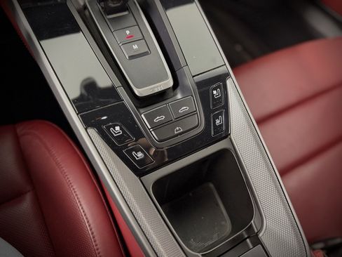 Used 2020 Porsche 911 Carrera 4S image 29