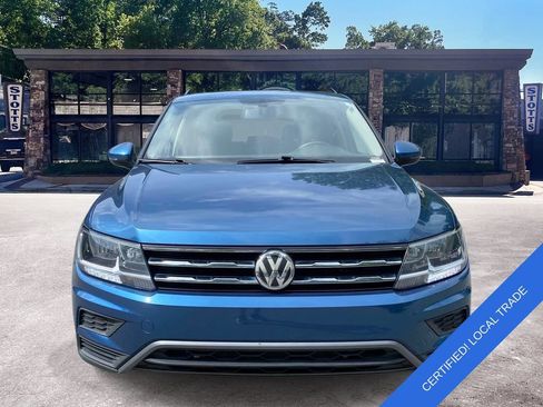 Used 2020 Volkswagen Tiguan SE AWD/4WD image 2