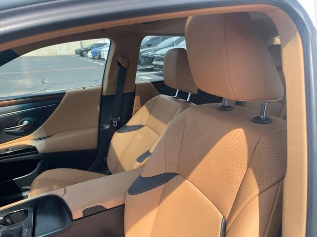 Certified 2023 Lexus ES 350 w/ Premium Package FWD image 5