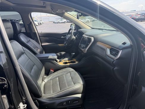 Used 2018 GMC Acadia Denali w/ Technology Package AWD/4WD image 17