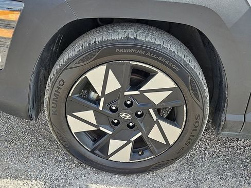 Used 2024 Hyundai Kona SEL w/ Convenience Package image 13