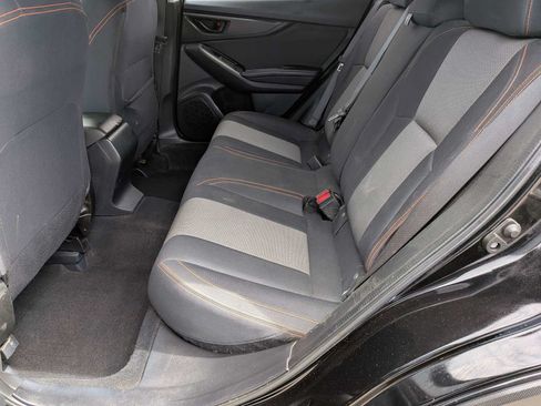 Used 2018 Subaru Crosstrek 2.0i Premium AWD/4WD image 17