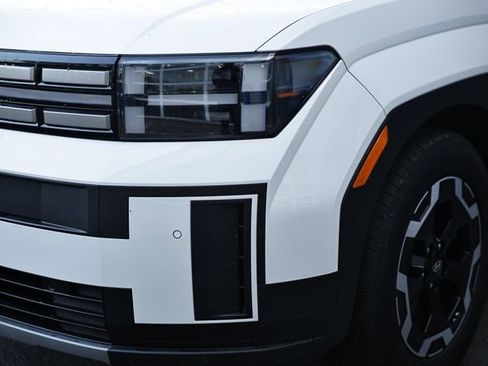 Used 2024 Hyundai Santa Fe SE image 12