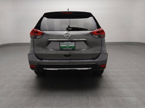 Used 2019 Nissan Rogue SV image 7