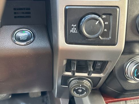 Used 2020 Ford F350 King Ranch w/ King Ranch Ultimate Package image 27