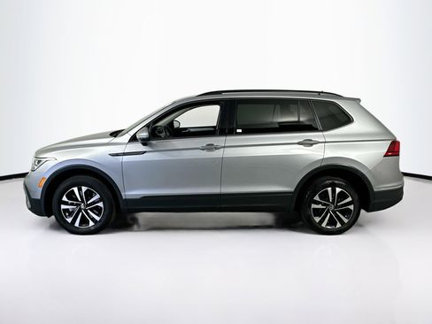 Used 2022 Volkswagen Tiguan S image 8