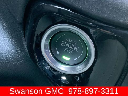 New 2026 GMC Sierra 2500 SLT AWD/4WD image 17
