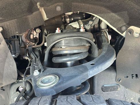 Used 2024 Toyota Tundra Platinum image 10