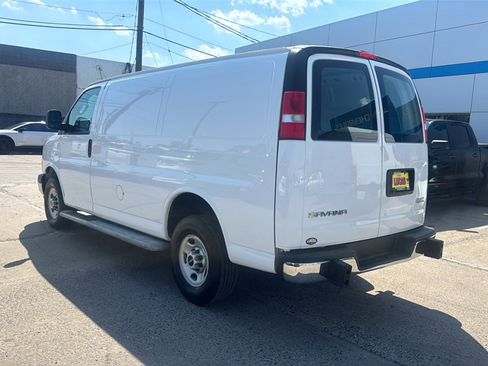 Used 2024 GMC Savana 2500 w/ Driver Convenience Package RWD image 7
