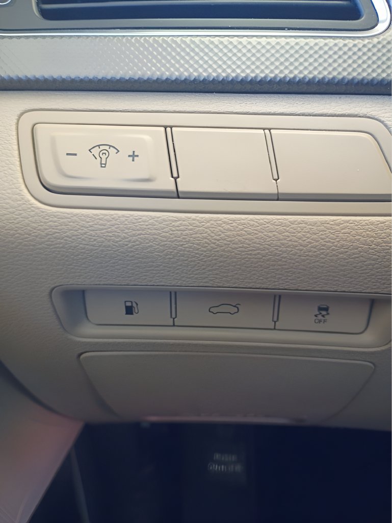 Used 2016 Hyundai Sonata SE FWD image 31