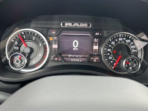 Used 2019 RAM 3500 Laramie AWD/4WD image 15