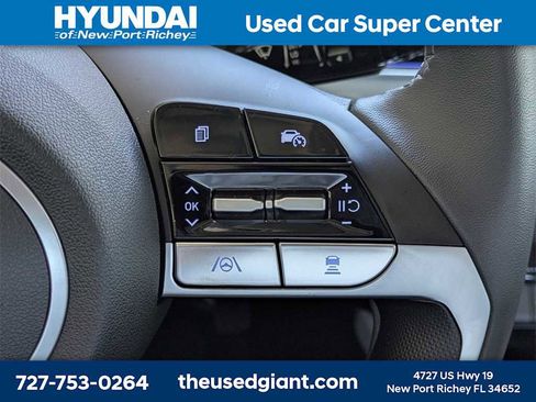 Used 2026 Hyundai Elantra Limited w/ Cargo Package image 32