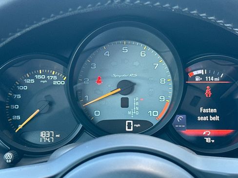 Certified 2024 Porsche 718 Boxster Spyder RS RWD image 22