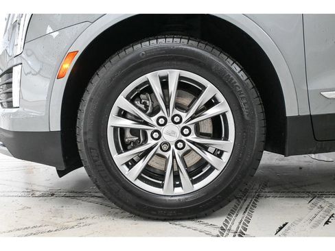 Used 2023 Cadillac XT5 Premium Luxury image 22