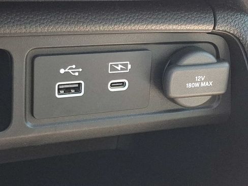 Certified 2025 Honda Pilot Touring image 25