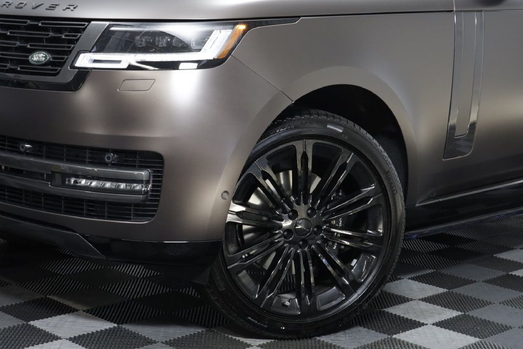 New 2026 Land Rover Range Rover SE AWD/4WD image 4