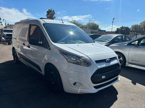 Used 2016 Ford Transit Connect XLT image 3