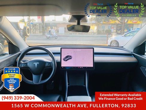 Used 2021 Tesla Model Y Long Range image 30