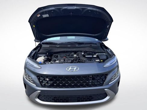 Used 2022 Hyundai Kona Limited w/ Cargo Package FWD image 17