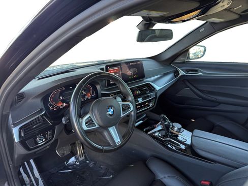 Used 2023 BMW 530i w/ M Sport Package RWD image 9