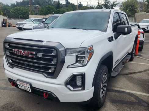 Used 2020 GMC Sierra 1500 AT4 w/ AT4 Premium Package AWD/4WD image 2