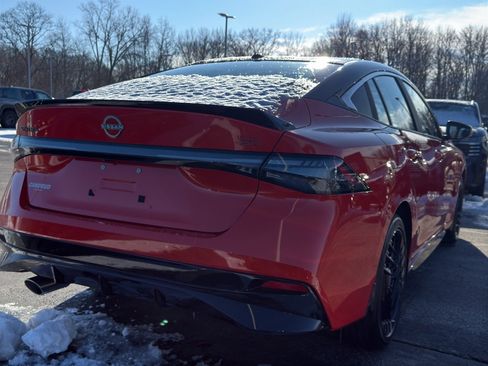 New 2026 Nissan Sentra SR image 5